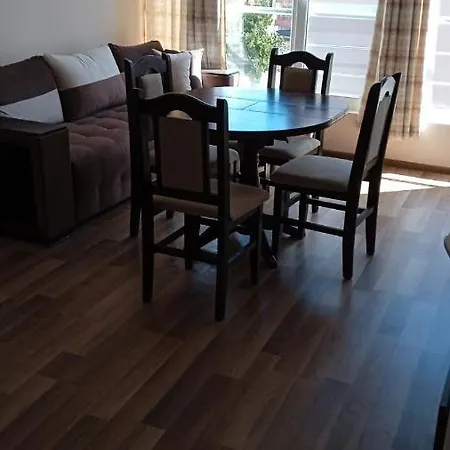 Dunav-lazur Apt.5 * 拉夫达