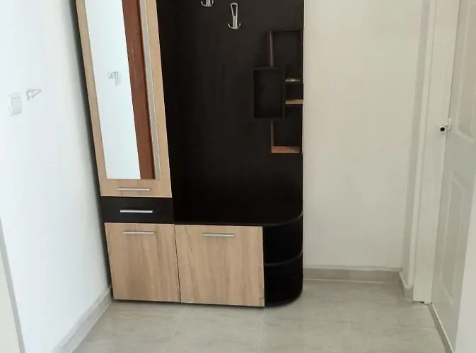 Dunav-lazur Apt.5 * Равда